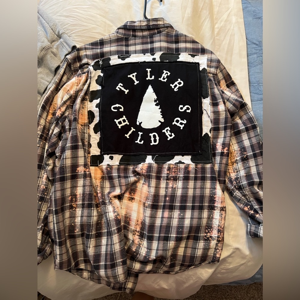 Tyler Childers flannel
